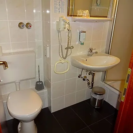 Hotel Atlanta Budget 2*